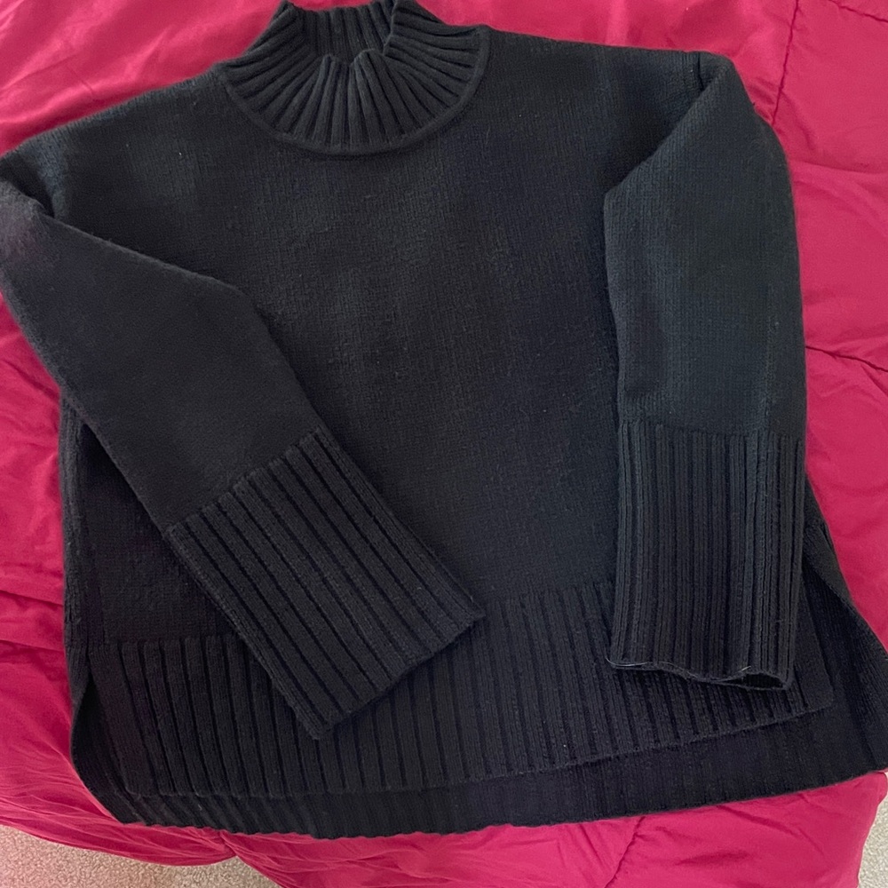 Black mock Turtleneck Sweater Free Assembly size medium
